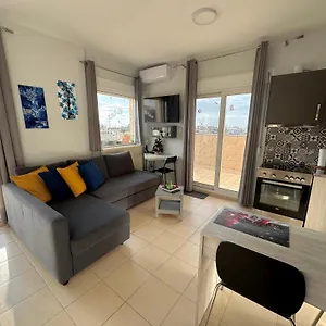 Horizon /downtown Penthouse W/ Massive Terrace Apartment